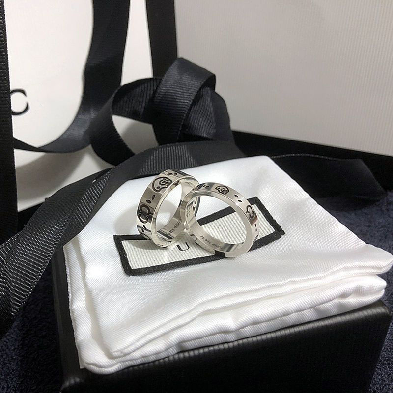 Luxurys designers ring Classic luxury fashion designer Rings lovers women jewelry Versatile jewelrys Wedding birthday gift Lovers gifts good nice
Luxurys designers ring Classic luxury fashion designer Rings lovers women jewelry Versatile jewelrys Wedding birthday gift Lovers gifts good nice