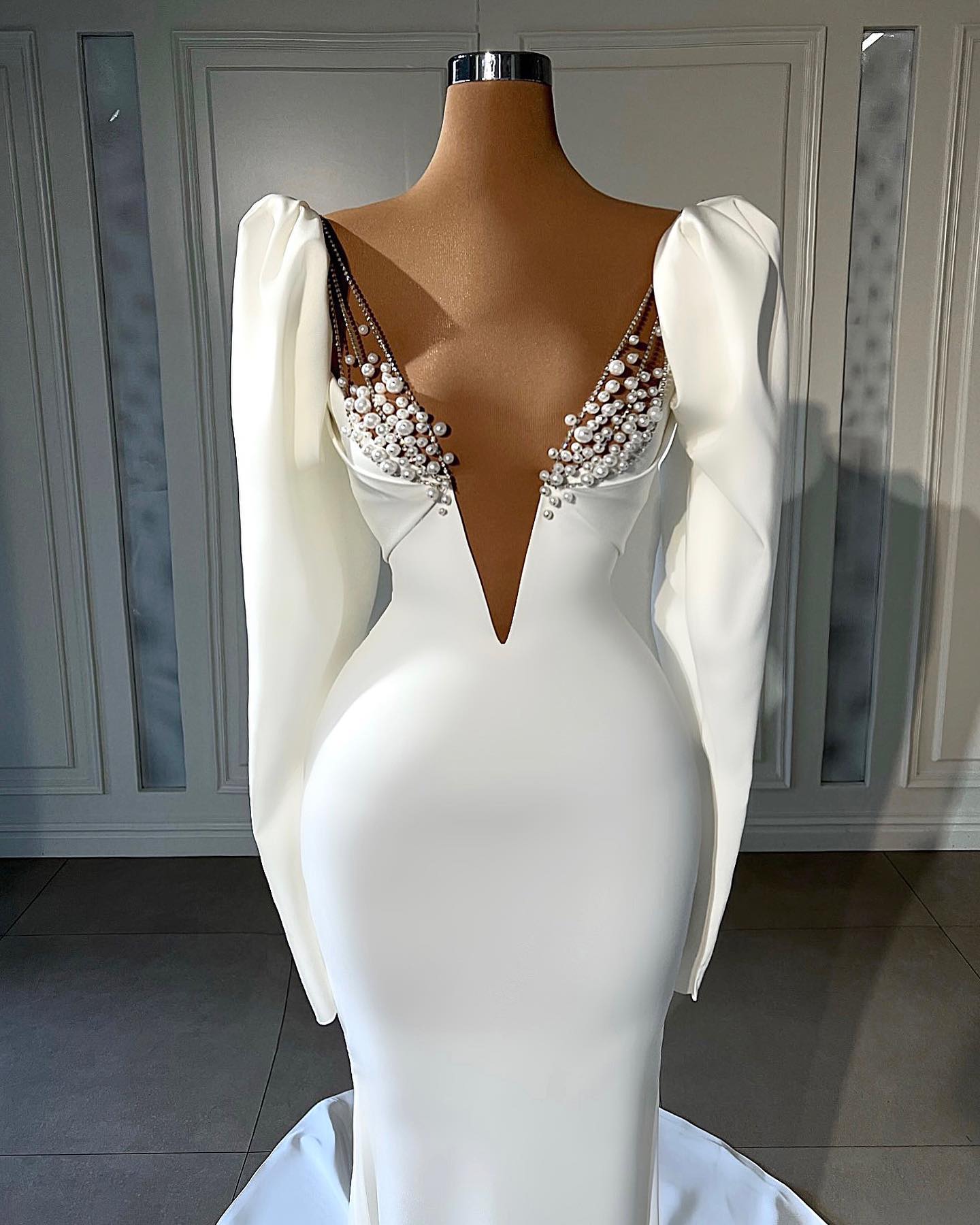 Sexy Deep V Neck Evening Dresses Mermaid Full Sleeve Sequins Pearls Prom Dress Vintage Floor Length robe de soiree