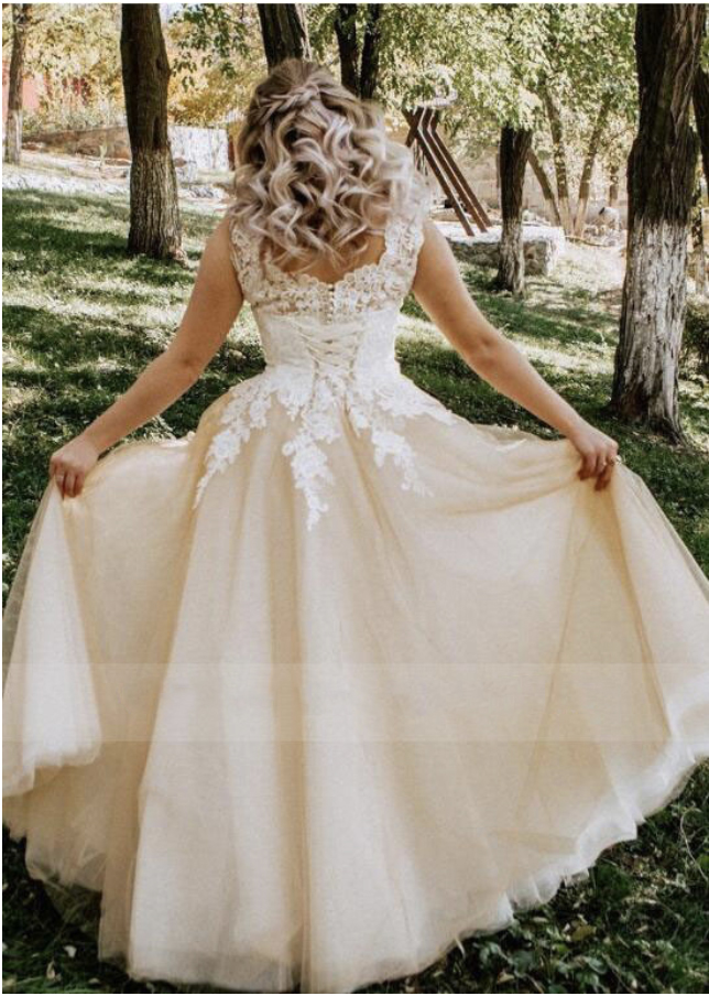 V-neck Lace Applique Cap Sleeve Long Elegant A-line Wedding Dress with Lace-up Pearls Champagne Bridal Dresses vestido de novia