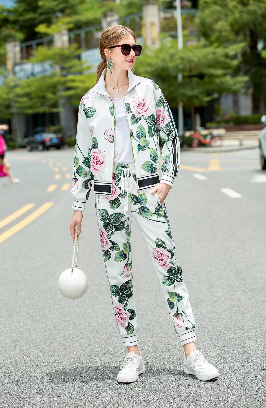Women's Two Piece Pants Aw fashion suit lapel long sleeve ink print jacket jacket and trousers casual two-piece set S L XL, Picture color
Women's Two Piece Pants Aw fashion suit lapel long sleeve ink print jacket jacket and trousers casual two-piece set S L XL, Picture color