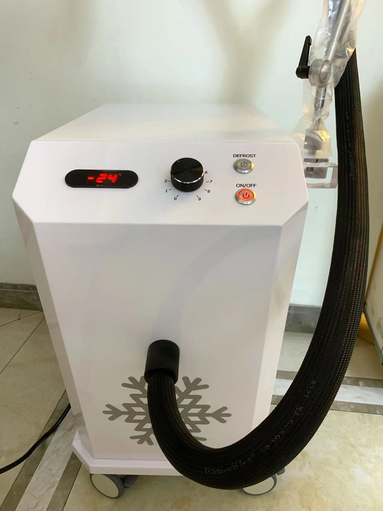 Reduce The Pain Beauty Machine Skin Cooling System Cryo Therapy Pain Reliever Skins Cooler Device