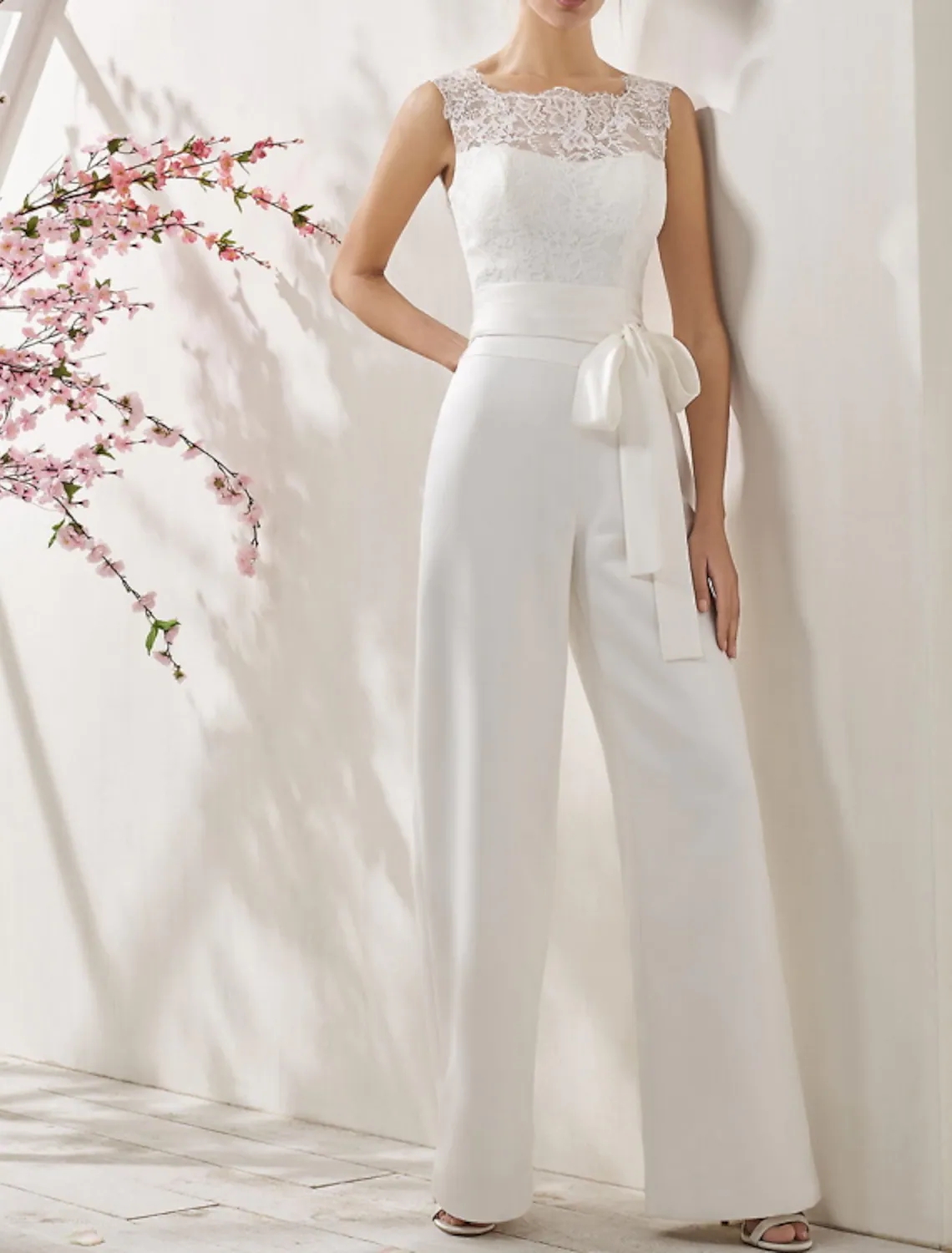 Jumpsuits Wedding Dress Jewel Neck Floor Length Satin Sleeveless Simple Modern with Bow Appliques Bridal Gowns 2023 Vestidos De Noiva