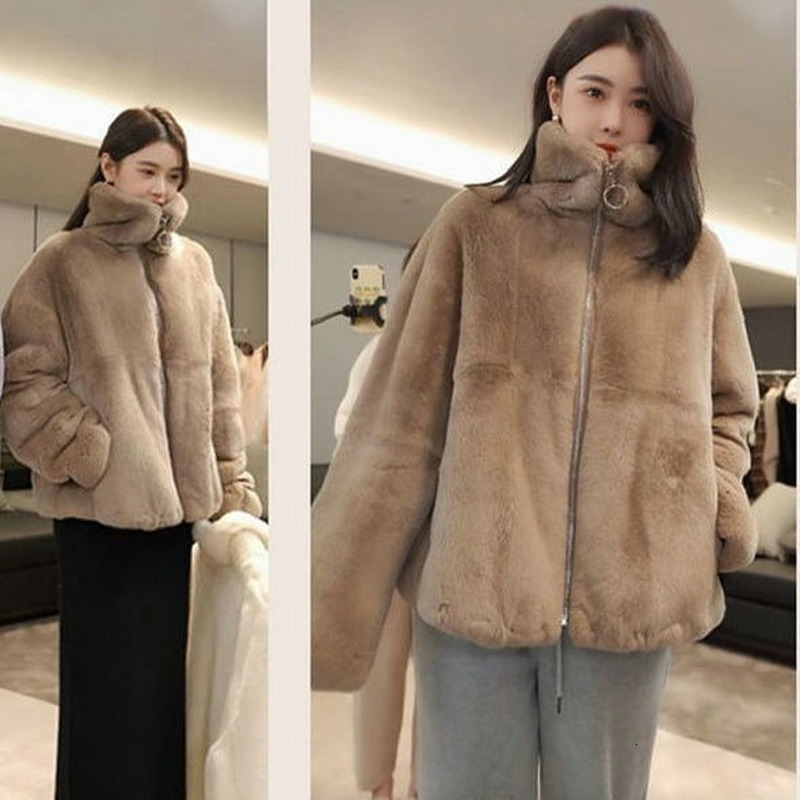 Women's Fur Faux Winter Jacket Fashion Solid Color Coat Korean Version Loose Simplicity Stand-up Collar Clothing 221116