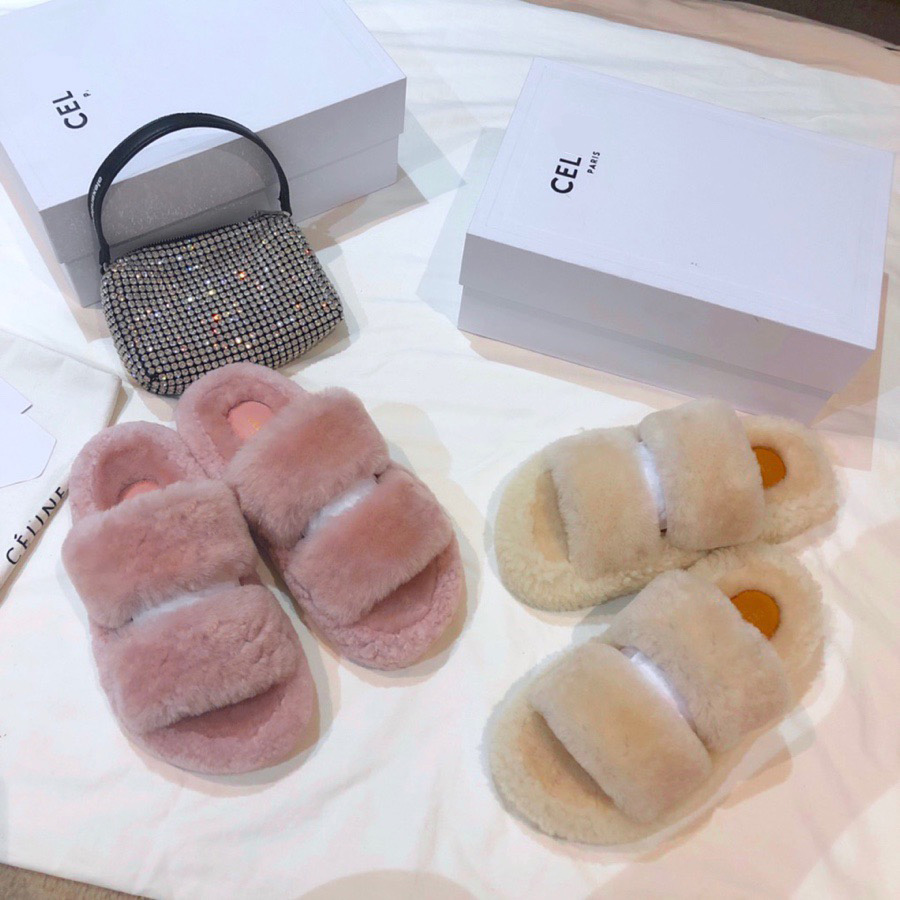LVMH Arch of Triumph slippers Women's shoes LEO wool sandal in Paris France 1780 and is owned by
LVMH Arch of Triumph slippers Women's shoes LEO wool sandal in Paris France 1780 and is owned by