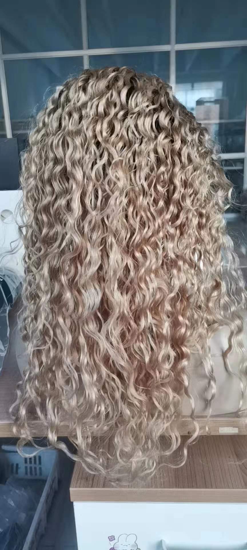Glueless Dark roots Ombre Ash Blonde Colored brazilian wig Honey Blond Brown Deep Lace Front Wigs curly Transparent Human Hair PrePlucked