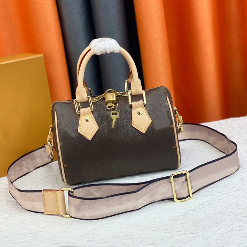 Women crossbody designer bags Canvas leather Shoulder Bag classic Boston woman's handbag Colored strap the tote bag with Serial number M46234