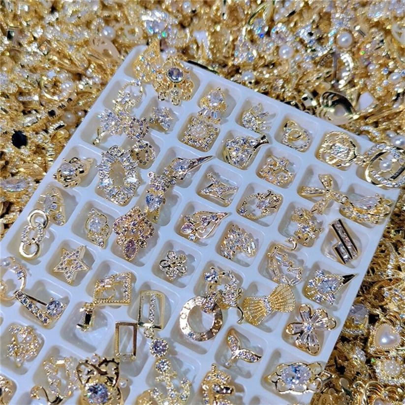 100PCS Luxury Nail Charms Bulk Random Nail Zircon s Deocration Shiny Alloy Jewelry For Gold Nail Art Accessories 220527198p
100PCS Luxury Nail Charms Bulk Random Nail Zircon s Deocration Shiny Alloy Jewelry For Gold Nail Art Accessories 220527198p