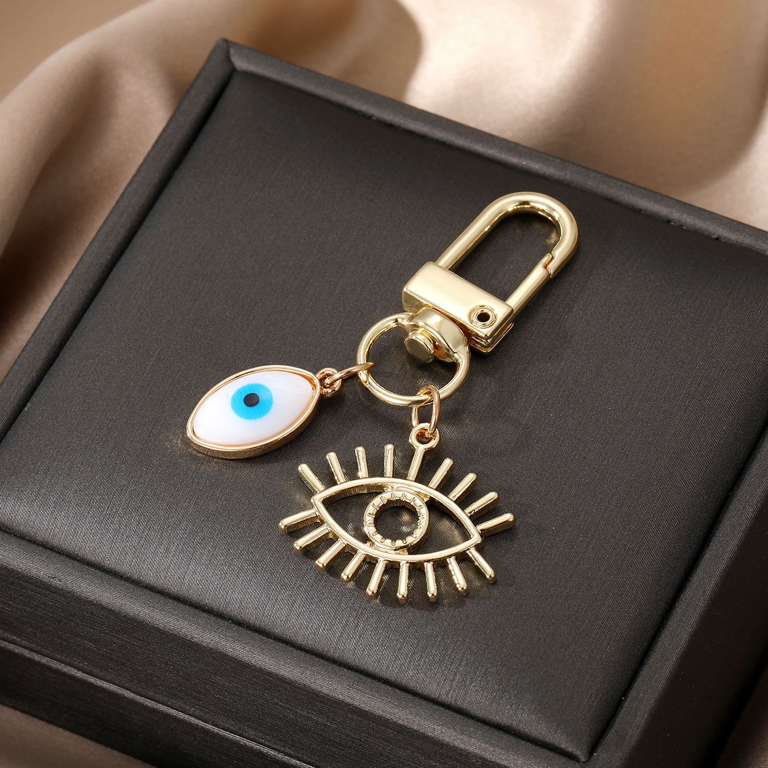 Shell Heart Evil Eye Hamsa Hand Keychain Key ringS Blue Eye Bag Car Bag pendant KeyRing Accessory