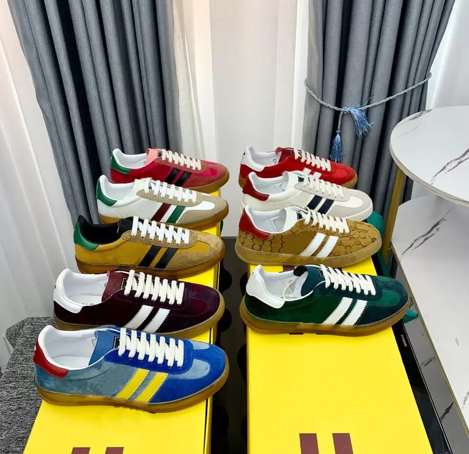 Gazelle Sneakers Men Women Casual Shoes Luxury Gazelles Canvas Vintage Sneaker Upper Rubber Sole Lace up Stripe Printing Outdoor Trainers
Gazelle Sneakers Men Women Casual Shoes Luxury Gazelles Canvas Vintage Sneaker Upper Rubber Sole Lace up Stripe Printing Outdoor Trainers