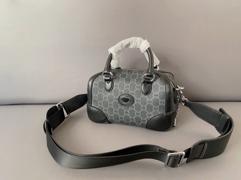 Fashion bags Luxurys handbag women tote bag PETITE MALLE SOUPLE crossbody bags genuine leather corners Ophidia tag Travel purses G 2023
Fashion bags Luxurys handbag women tote bag PETITE MALLE SOUPLE crossbody bags genuine leather corners Ophidia tag Travel purses G 2023