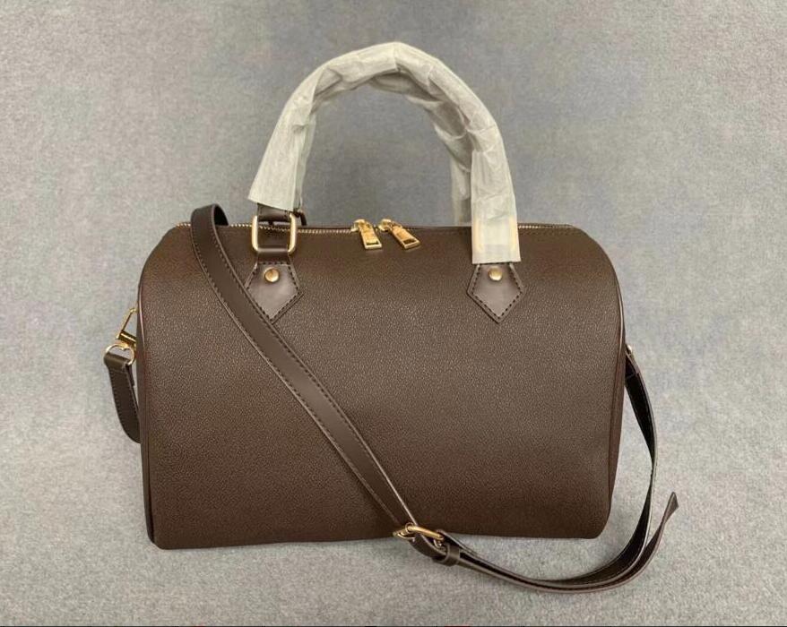 designer Travel tote handbag bags 30cm Lock key women's Chest pack lady Shoulder bag handbags presbyopic purse messenger Handbags, White/grid
designer Travel tote handbag bags 30cm Lock key women's Chest pack lady Shoulder bag handbags presbyopic purse messenger Handbags, White/grid