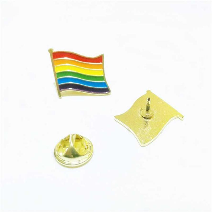 whole 100pcs gay pride pins LGBTQ rainbow flag brooch pins for clothes bag decoration H1018242b