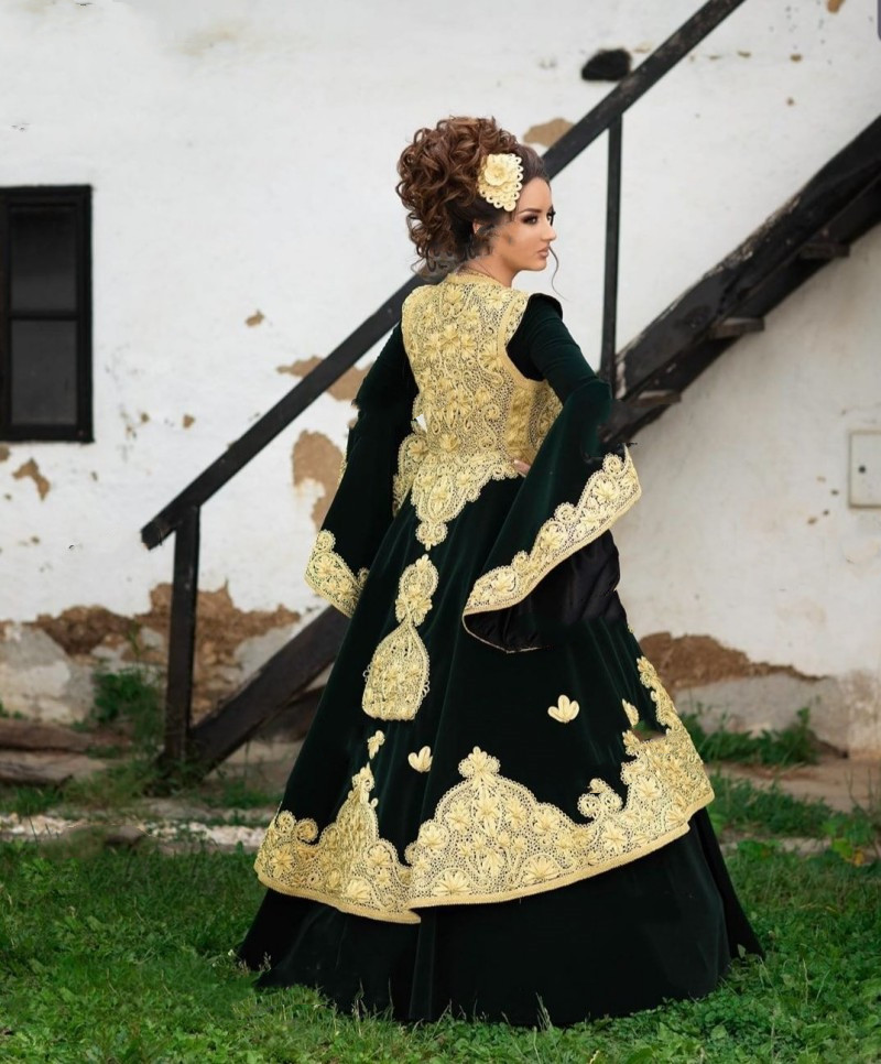 Albanian Caftan hunter green Evening Dresses Flared Long Sleeves Velvet laceTraditional Kosovo Prom Gowns Party Outfits