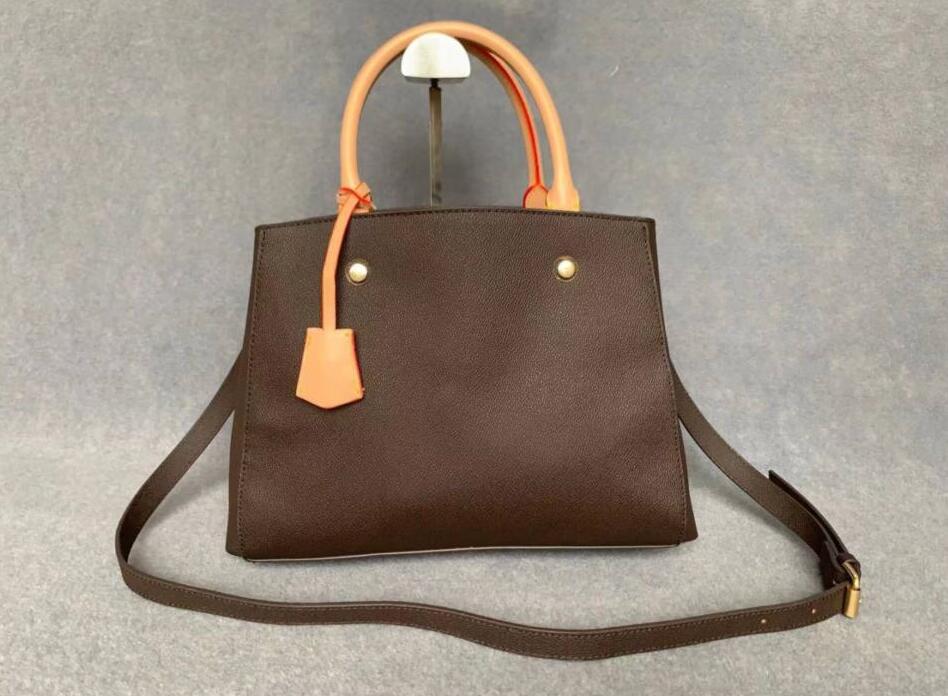 Designer Luxury Totes Handbags Purses MONTAIGNE Black embossing Bag Women Brown flowers Tote Letter Embossing Genuine Leather Shoulder Bags
Designer Luxury Totes Handbags Purses MONTAIGNE Black embossing Bag Women Brown flowers Tote Letter Embossing Genuine Leather Shoulder Bags