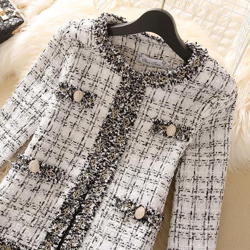 Women's Jackets Vintage Women Woolen Cropped Tweed Coat O-neck Slim Black White Plaid Short Korean Wool Blends Outwear Tops Chaquetas 221117