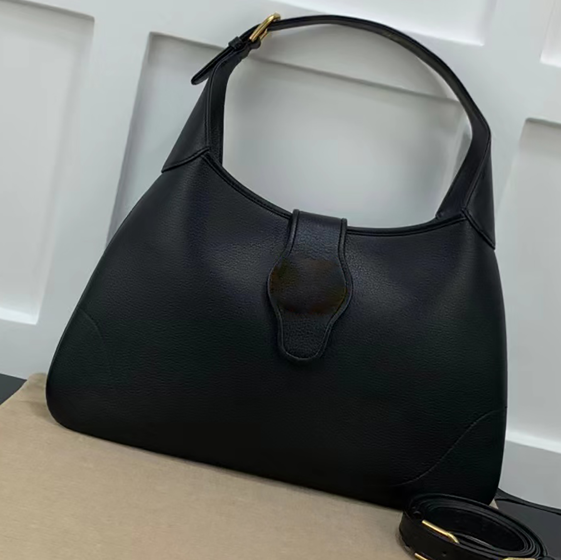 Aphrodite Medium Shoulder Bag Medium Crescent Shaped Hangbags Cosmogonie Collection Luxury Designer Double G Women Purses Soft Leather Wallet, Customize
Aphrodite Medium Shoulder Bag Medium Crescent Shaped Hangbags Cosmogonie Collection Luxury Designer Double G Women Purses Soft Leather Wallet, Customize