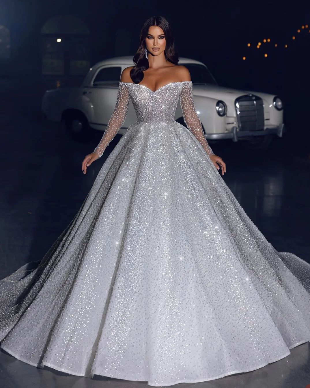 Sparkly Dubai A Line Wedding Dress Sequined Off The Shoulder Long Sleeve Bridal Gowns Plus Size Vestidos De Novias