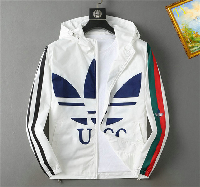 Designer mens jacket spring and autumn windrunner tee fashion hooded sports windbreaker casual zipper jackets clothing Outdoor waterproof coat
Designer mens jacket spring and autumn windrunner tee fashion hooded sports windbreaker casual zipper jackets clothing Outdoor waterproof coat