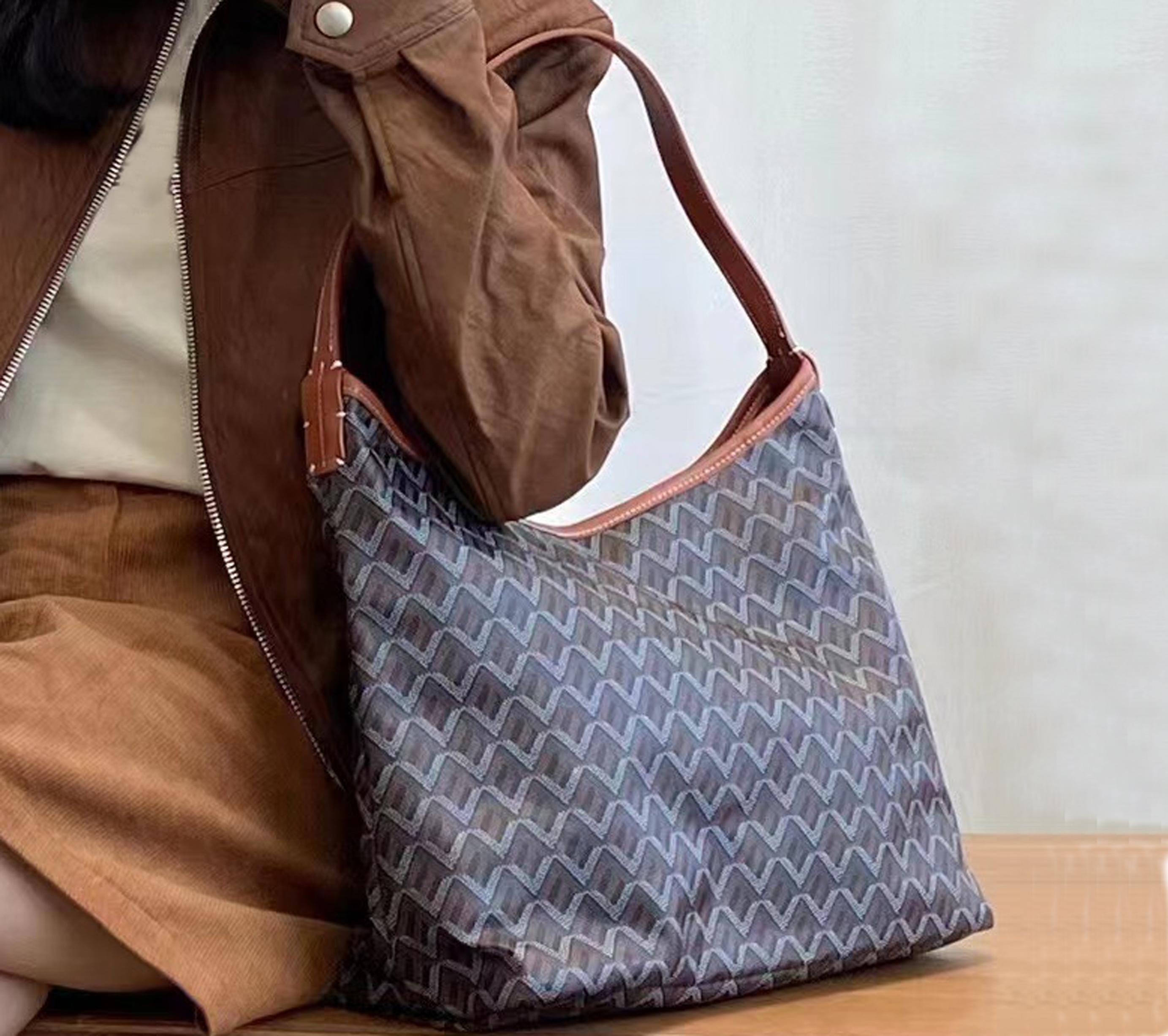 Totes Women bag goya Genuine leather hobo zipper Single shoulder Highest quality shoulde tote single-sided Real handbag c4, White
Totes Women bag goya Genuine leather hobo zipper Single shoulder Highest quality shoulde tote single-sided Real handbag c4, White