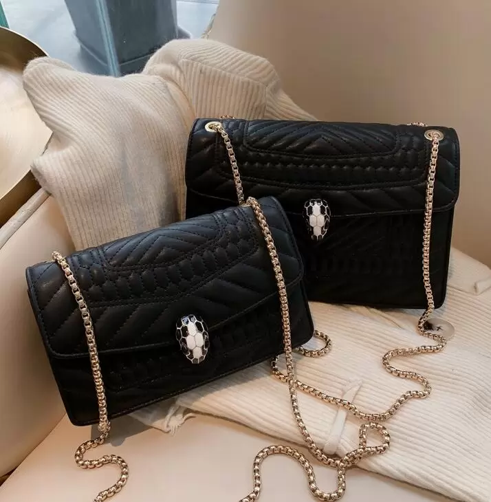 Factory wholesale women handbag sweet embroidered chain bag elegant car sewing plaid handbags street fashion leather womens shoulder bags
Factory wholesale women handbag sweet embroidered chain bag elegant car sewing plaid handbags street fashion leather womens shoulder bags