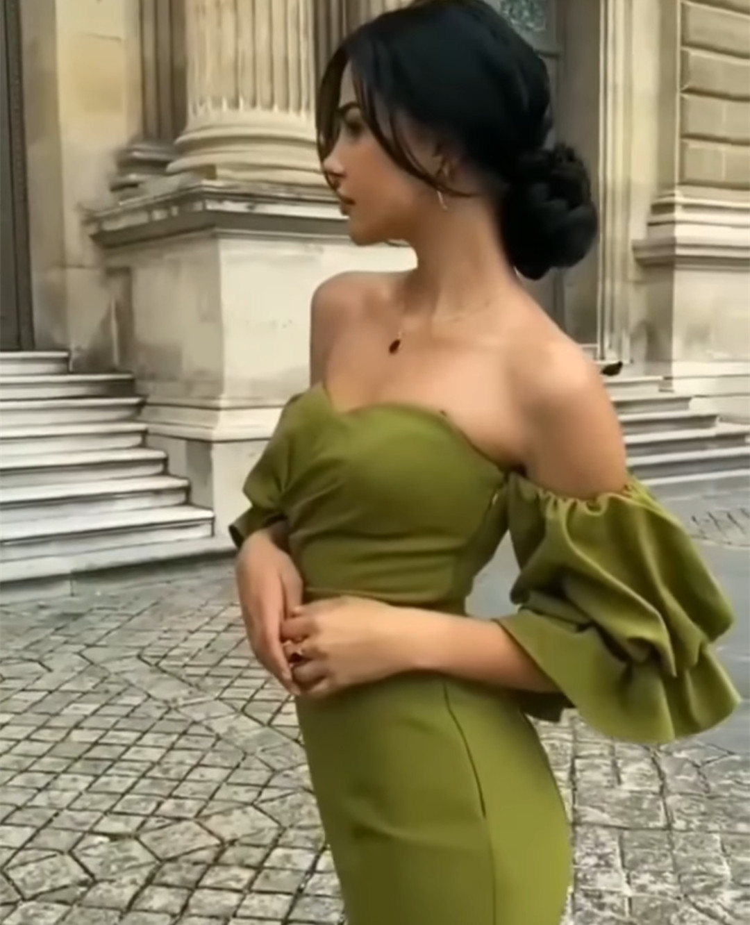 Olive GreenSimple Satin Mermaid Prom Dresses Open Back Lace-up Off Shoulder Ruffles Short Sleeve Evening Gowns Special Occasion Dress For Women Girls 