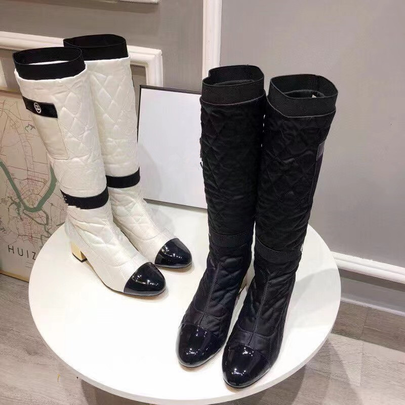 Designer's Ladies Riding Boots 2022 New European And American Style Catwalk Down Long Tube Thermal High Heel Martin Boots Back Zipper Elastic Fashion Women's Shoes, Black
Designer's Ladies Riding Boots 2022 New European And American Style Catwalk Down Long Tube Thermal High Heel Martin Boots Back Zipper Elastic Fashion Women's Shoes, Black