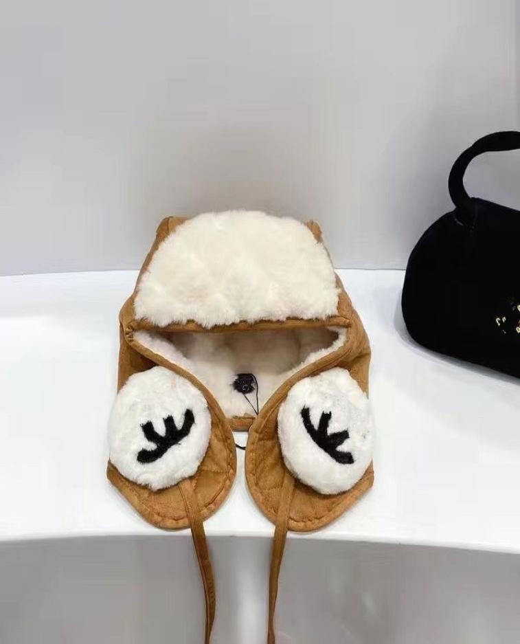 Winter 2022 new Lei Feng hat warm fashion western style versatile cold hat with velvet thickened4018194
Winter 2022 new Lei Feng hat warm fashion western style versatile cold hat with velvet thickened4018194