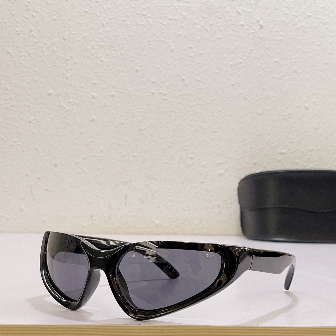 Sunglasses For Women Men Summer 0202 Style Anti-Ultraviolet Retro Plate Full Frame Glasses With Box
Sunglasses For Women Men Summer 0202 Style Anti-Ultraviolet Retro Plate Full Frame Glasses With Box