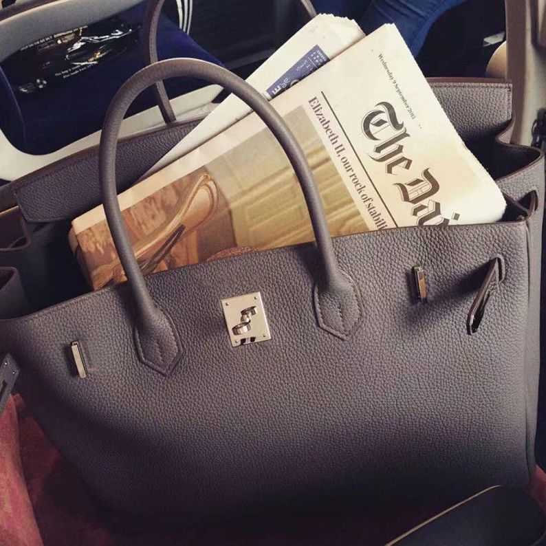 Herms Birkins Bags Star 35 of the Same Style Women's h Leather High-capacity Handbag Fashion One Shoulder Male Large T5C5, Black
Herms Birkins Bags Star 35 of the Same Style Women's h Leather High-capacity Handbag Fashion One Shoulder Male Large T5C5, Black