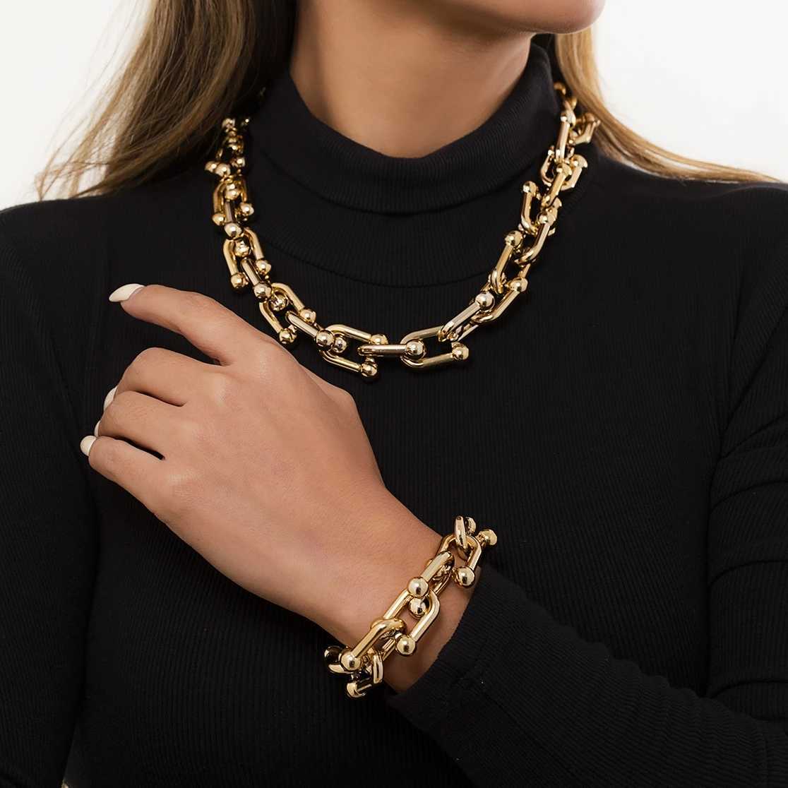 Ingemark Goth U Shape Chunky Thick Chain Choker Necklaces for Women Men Steampunk Acrylic Resin Trendy Party Boho Jewelry Collar
Ingemark Goth U Shape Chunky Thick Chain Choker Necklaces for Women Men Steampunk Acrylic Resin Trendy Party Boho Jewelry Collar