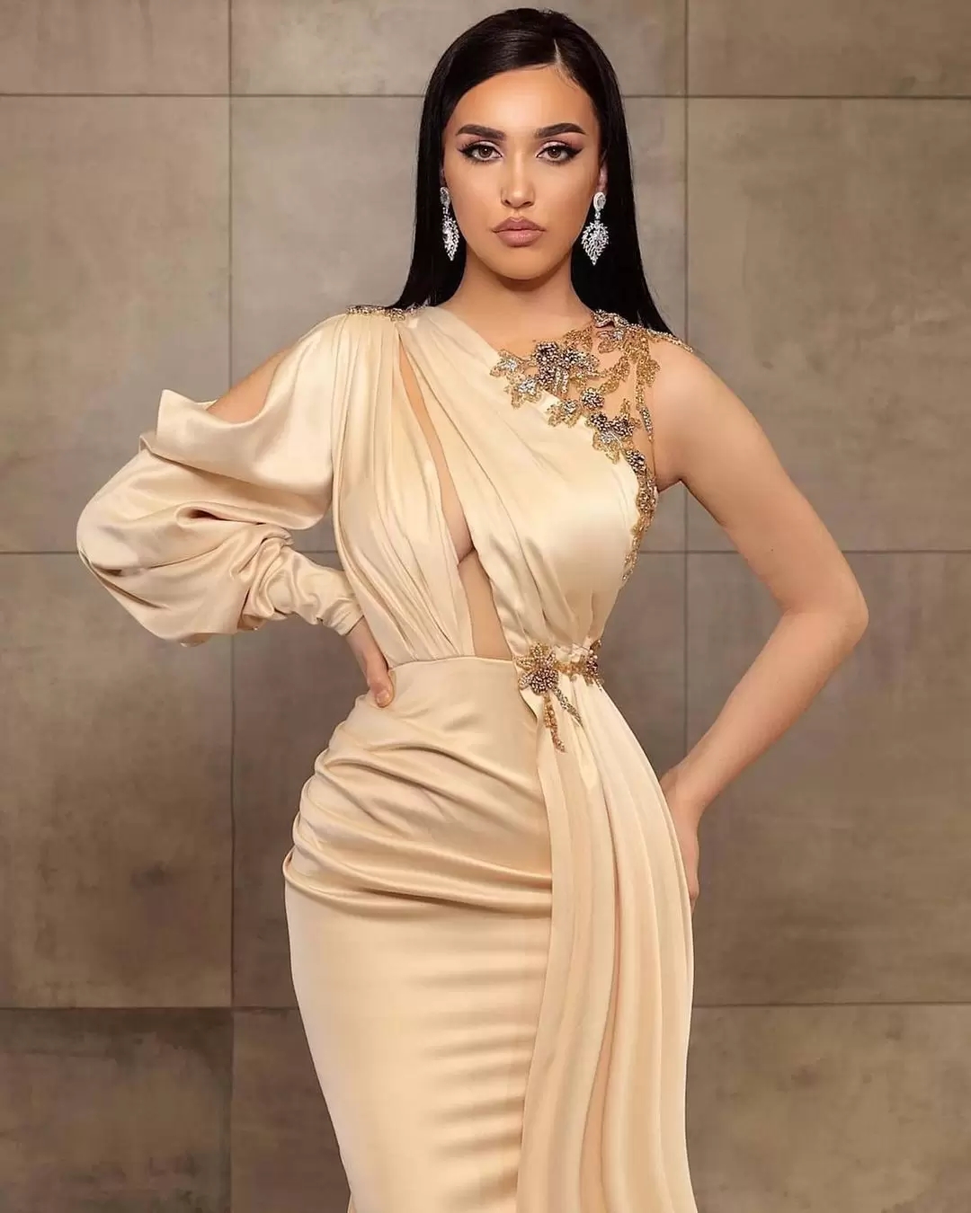Stain 2023 Elegant Champagne Prom Dresses Women Mermaid Evening Gowns with Train Custom Made Beads Crystal Formal Party Dress