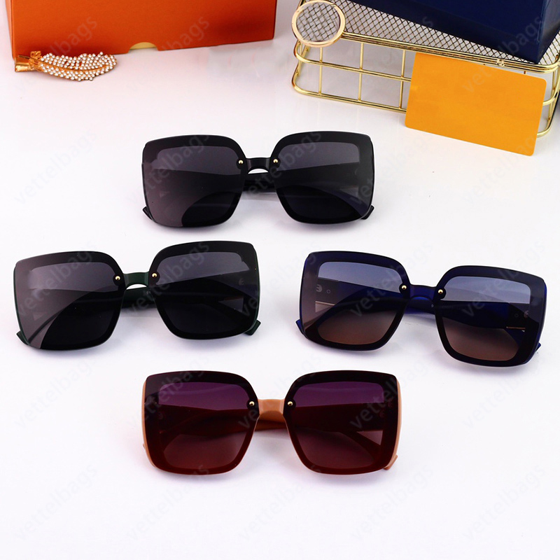 Wholesale Fashion Sunglass Beach Driving Sunglasses Shopping Vintage Eyeglass Luxury Eye Glass Top Designers Eyeglasses High-Quality 4 Colours
Wholesale Fashion Sunglass Beach Driving Sunglasses Shopping Vintage Eyeglass Luxury Eye Glass Top Designers Eyeglasses High-Quality 4 Colours
