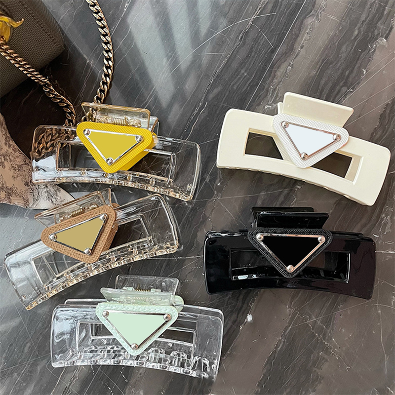 Retro Triangle Square Hair Catch Hairpins Head Clips Temperament Women Elegant Shark Clip Grab Clips Wholesale
Retro Triangle Square Hair Catch Hairpins Head Clips Temperament Women Elegant Shark Clip Grab Clips Wholesale