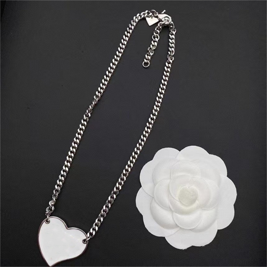 Gold Necklaces Jewlery Designer For Women Iced Out Pendant Luxury Wholesale Accessories Custom Chains Stainless Steel Couple Hip Hop Jewellery Chirstmas Gift
Gold Necklaces Jewlery Designer For Women Iced Out Pendant Luxury Wholesale Accessories Custom Chains Stainless Steel Couple Hip Hop Jewellery Chirstmas Gift