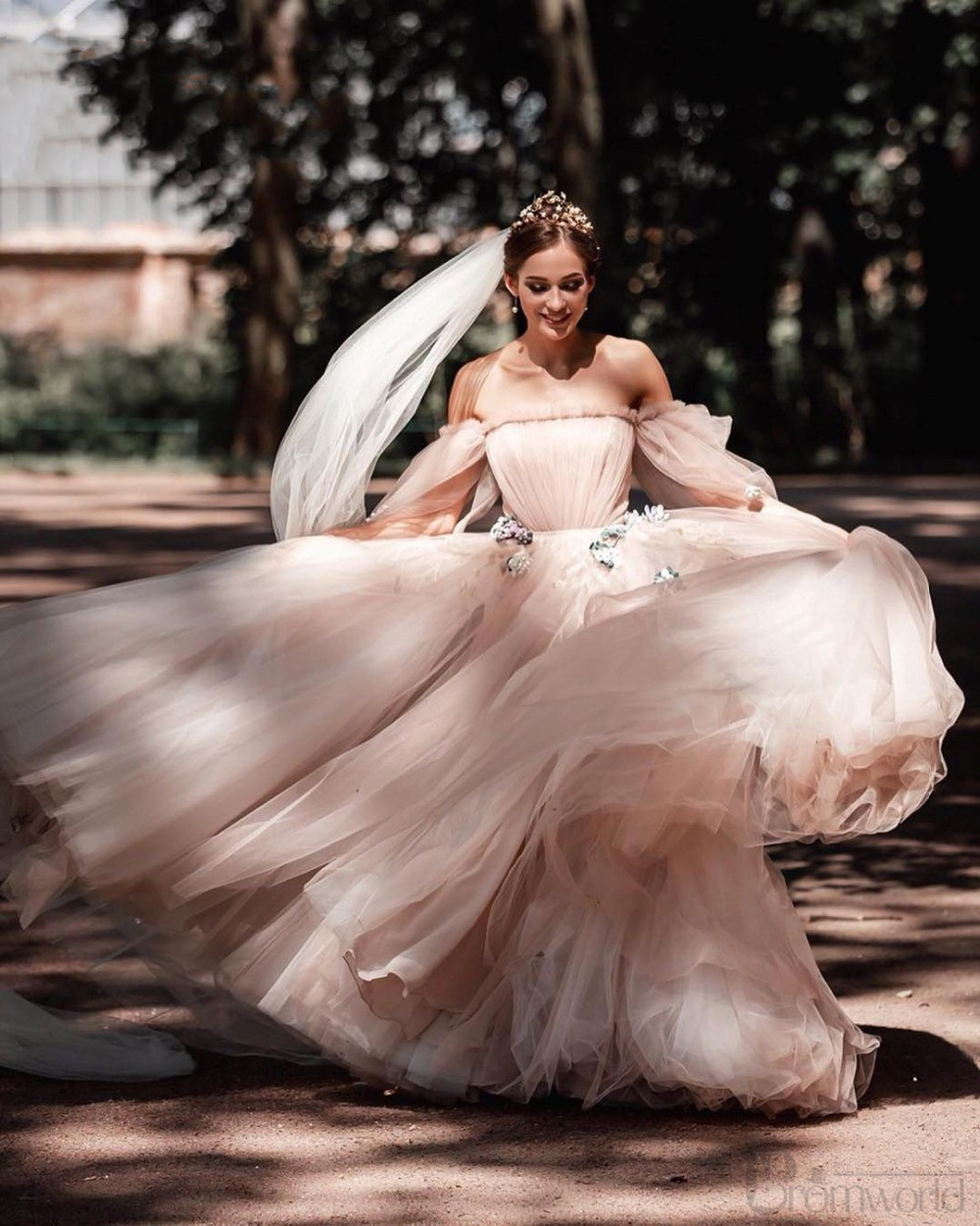 Princess Dresses New A-e Tulle Wedding Gowns Strapless wers vestidos novia Bride Dress robe de mariee