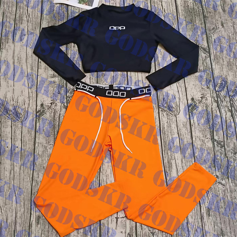 Designer Swimsuit Orange Pants Black Tops For Women Letter Print Tracksuits Long Sleeve Sweatshirt Stretch Trousers, Please contact me real pic
Designer Swimsuit Orange Pants Black Tops For Women Letter Print Tracksuits Long Sleeve Sweatshirt Stretch Trousers, Please contact me real pic