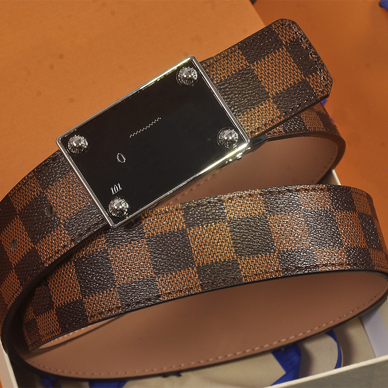 Belts designers Luxurys belt solid color trendy Business metal buckle belt Temperament casual versatile Metallic Square design Christmas 3.8cm good nice, As pics
Belts designers Luxurys belt solid color trendy Business metal buckle belt Temperament casual versatile Metallic Square design Christmas 3.8cm good nice, As pics