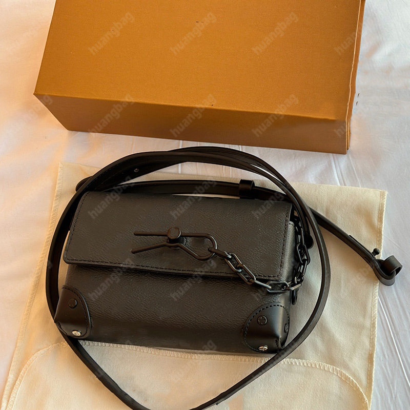 Luxury Designer Trunk Shoulder Bags Men Messenger Bag Fashion Crossbody Women Cross Body Classic Handbag Adjustable Straps Chain Handbags Leather Flower Letters, Increase freight
Luxury Designer Trunk Shoulder Bags Men Messenger Bag Fashion Crossbody Women Cross Body Classic Handbag Adjustable Straps Chain Handbags Leather Flower Letters, Increase freight