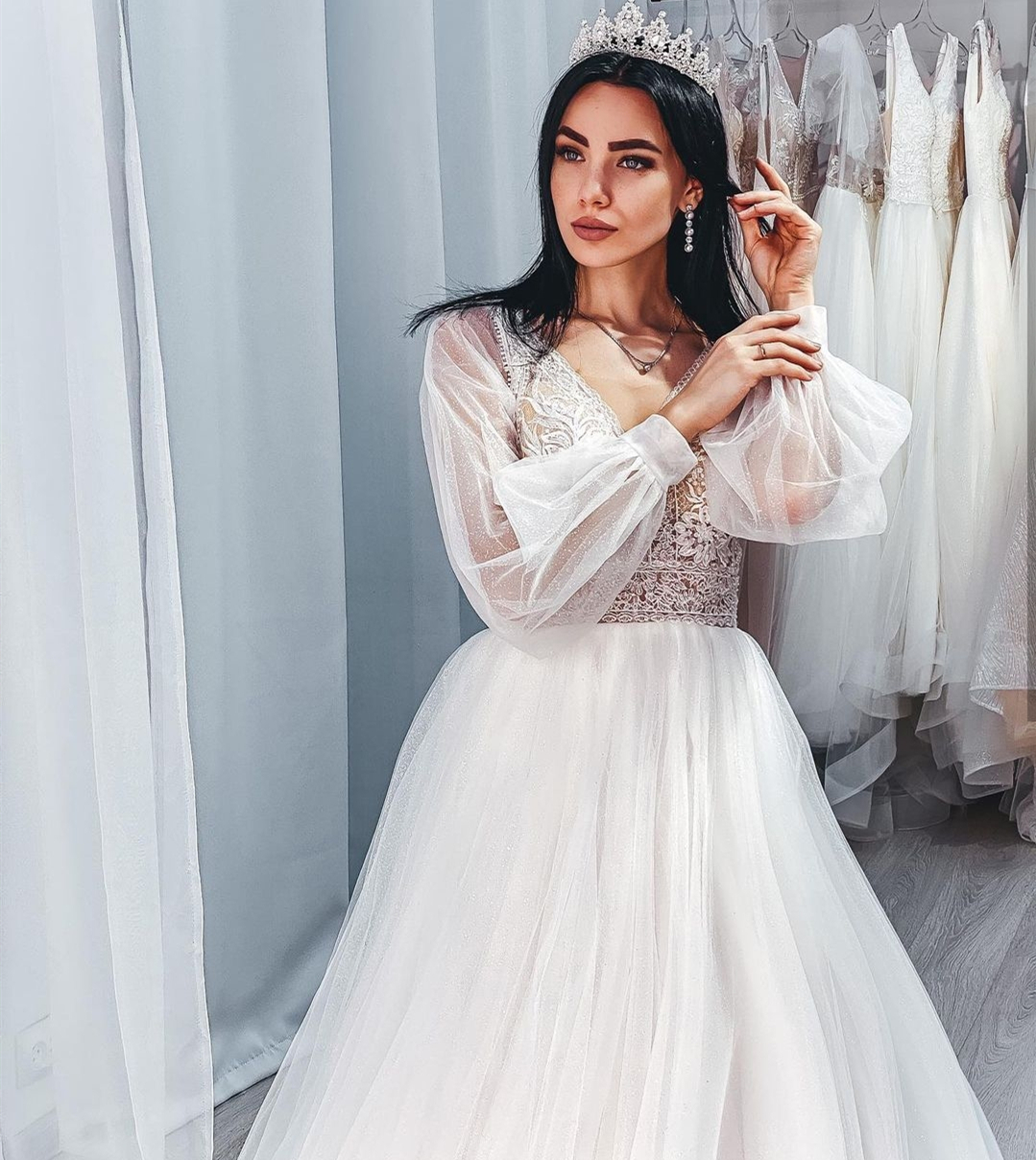 Wedding Dress Long Sleeve Lace Appliques A-e With White Sweep Train or Length Bridal Gowns Elegant For Women