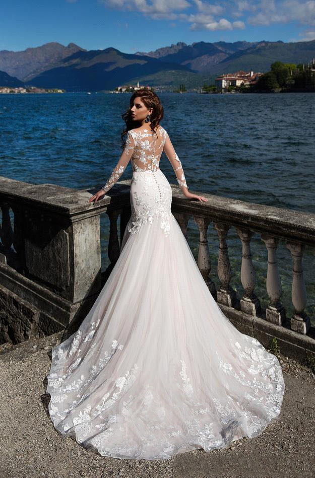 2023 Exquisite Lace Appliques Mermaid Wedding Dresses Custom Made Plus Size Sweep Train Tulle beach elegant Bridal Gowns