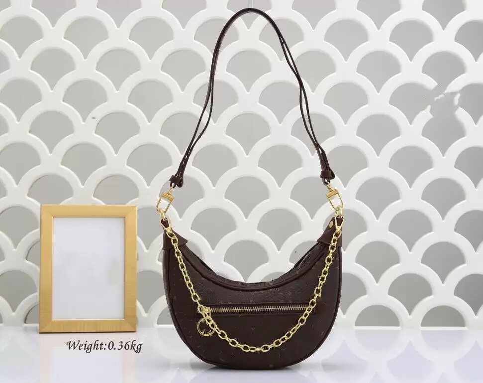 Louiseity luxury Viutonity Designer Loop Cross Body Bag Collection Half-Moon Baguette Croissant Bag Monograms Chain designers Womens Handbags Purses YSLitys, Extra shipping
Louiseity luxury Viutonity Designer Loop Cross Body Bag Collection Half-Moon Baguette Croissant Bag Monograms Chain designers Womens Handbags Purses YSLitys, Extra shipping