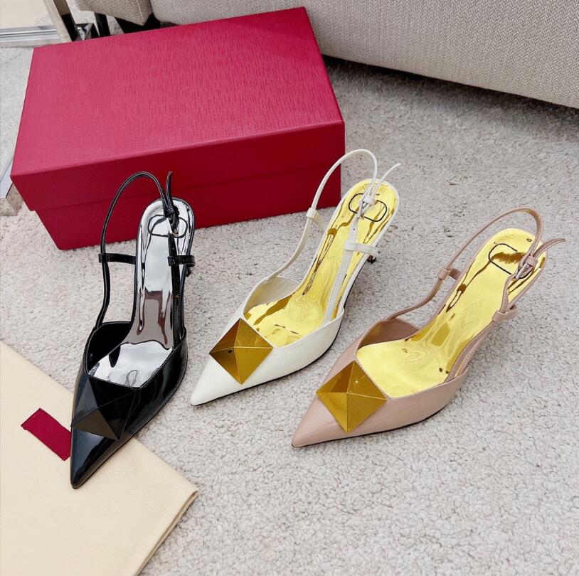 Designer Women's Sandals Pointed Toe Big Rivet Women High Heels 2022 New Shallow Metal Buckle Summer Stilettos Heels Patent Leather Single Shoes With Box, 8cm heels
Designer Women's Sandals Pointed Toe Big Rivet Women High Heels 2022 New Shallow Metal Buckle Summer Stilettos Heels Patent Leather Single Shoes With Box, 8cm heels