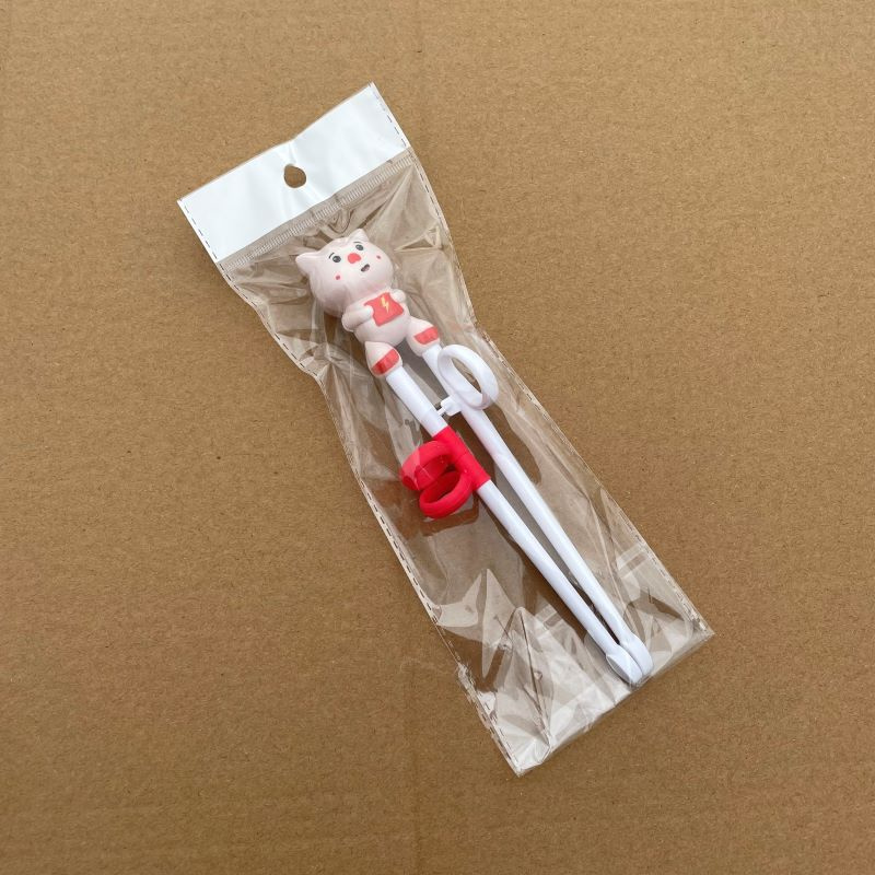Kids Training Chopsticks Reusable Cartoon Animal Shaped Non Slip Chopstick Baby Happy Eating Tools