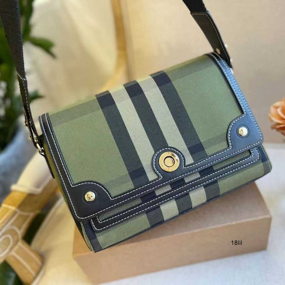 Women Designer s Handbags Bag womens summer versatile canvas with cowhide highgrade One Shoulder Messenger 2023, Sky blue
Women Designer s Handbags Bag womens summer versatile canvas with cowhide highgrade One Shoulder Messenger 2023, Sky blue