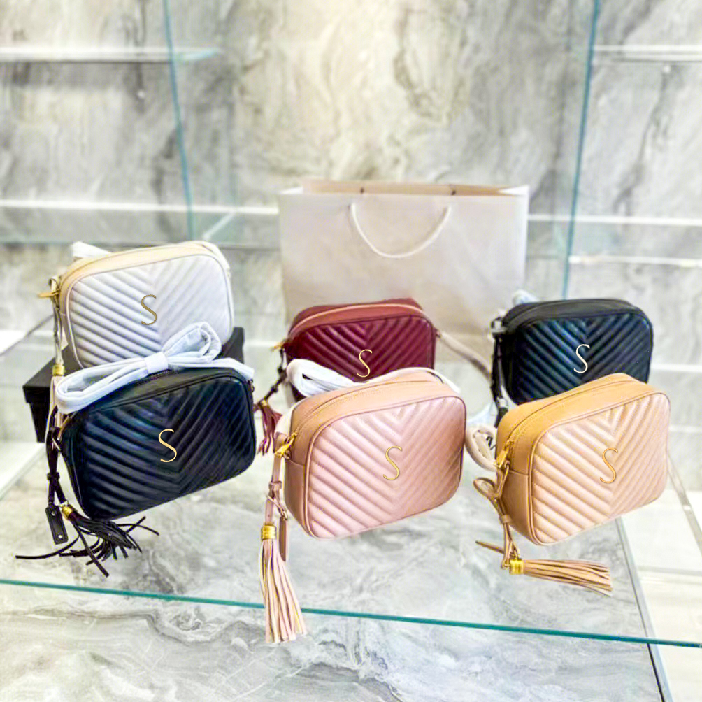 Genuine LOU small Shoulder camera Bag G leather Women's men crossbody fashion shopping top Cases Luxury Designer card Large capacity Luxury advanced simple and light, Black gold chain
Genuine LOU small Shoulder camera Bag G leather Women's men crossbody fashion shopping top Cases Luxury Designer card Large capacity Luxury advanced simple and light, Black gold chain