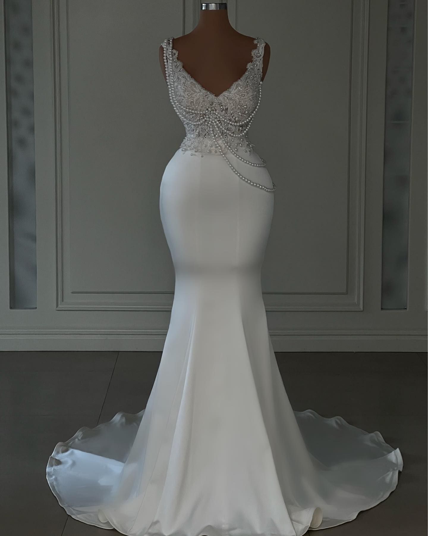 Gorgeous Mermaid Wedding Dresses Bridal Gown Lace Applique Straps Sexy Pearls Beaded Custom Made Beach Country Plus Size Vestido De Novia