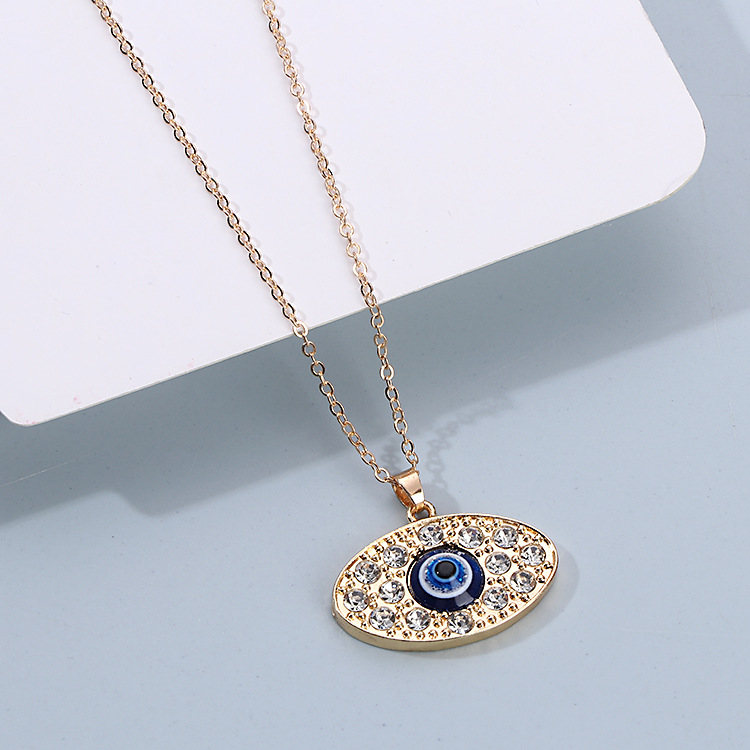 Crystal Hand Hamsa Evil Eye Necklace For WomenTurkish Blue Eye Sweater Clavicle Chain Jewelry