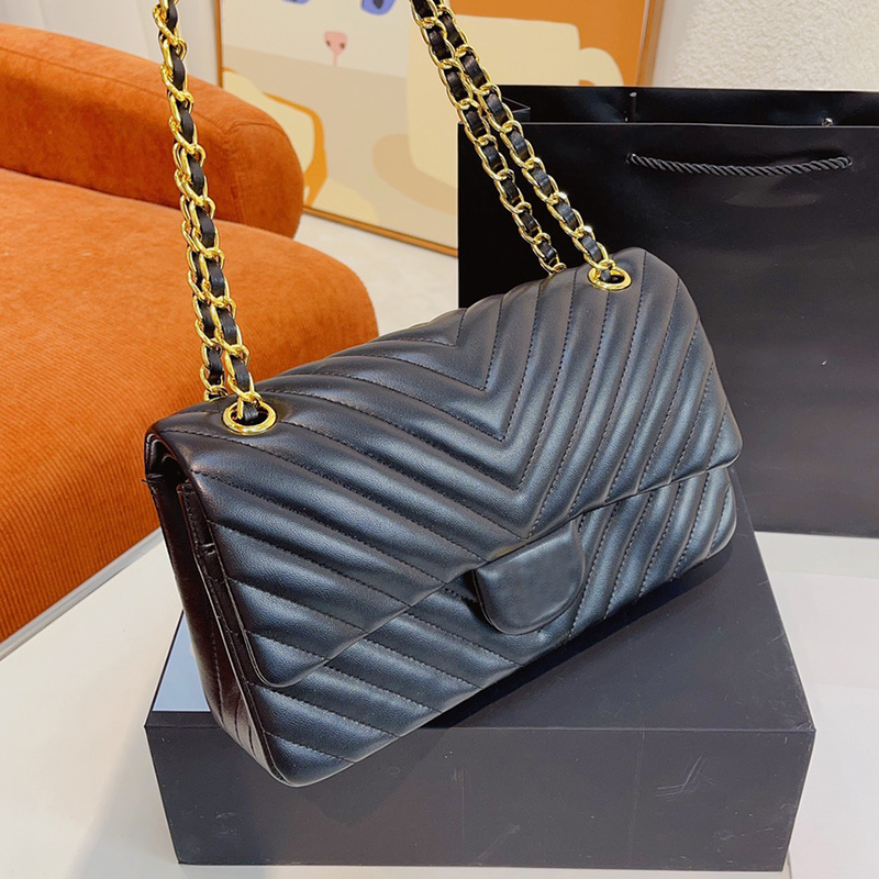 CC Bags Luxury Brand Shoulder Bags French Womens V-stitch Ckassic Double Flap Bags Lambskin Gold/Silver Metal Matelasse Chain Crossbody Shou, Box
CC Bags Luxury Brand Shoulder Bags French Womens V-stitch Ckassic Double Flap Bags Lambskin Gold/Silver Metal Matelasse Chain Crossbody Shou, Box