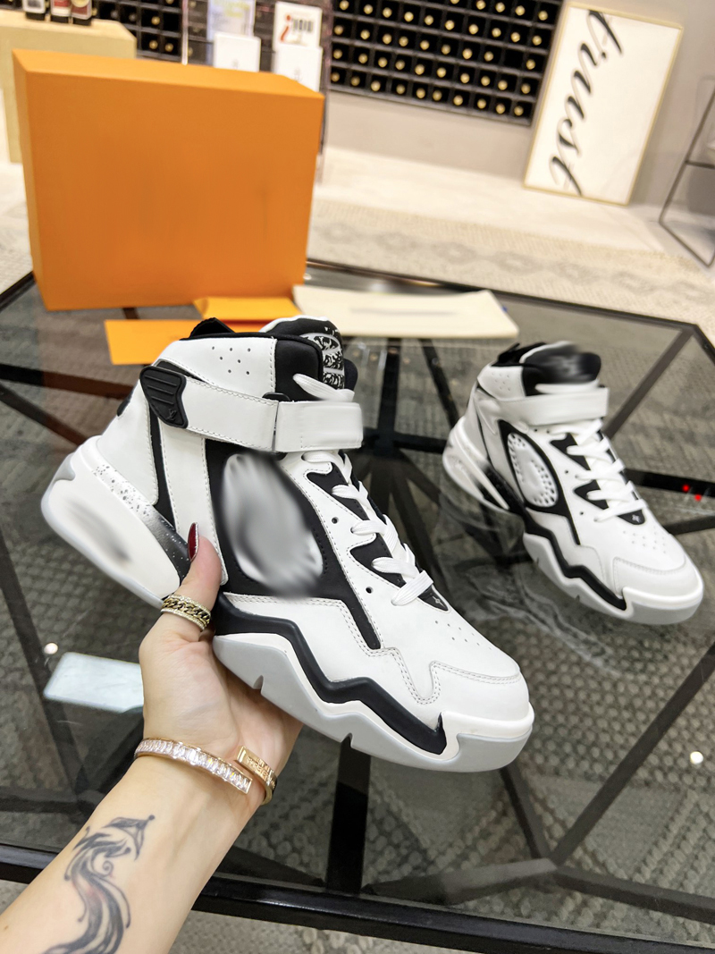 2023 Man Luxury Designer clssicloo Snow Boots Casual Sheepskin Shoe Half Ankle Boot Leather Laureate Flat Soft Winter Warm Brown Black Plush Keep Warm -H181, Picture color
2023 Man Luxury Designer clssicloo Snow Boots Casual Sheepskin Shoe Half Ankle Boot Leather Laureate Flat Soft Winter Warm Brown Black Plush Keep Warm -H181, Picture color