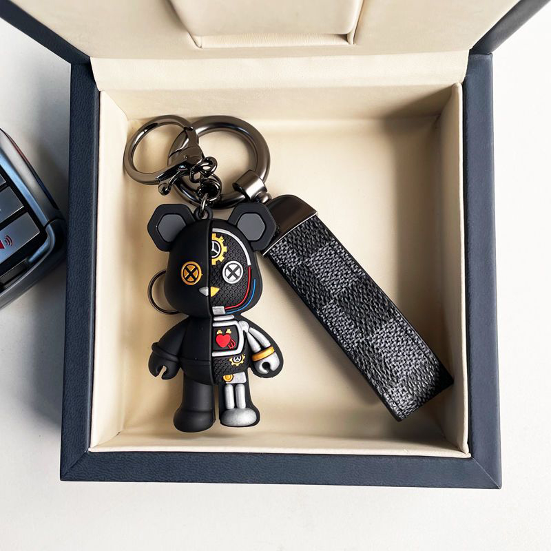Keychain Car Luxurys designers Key chain Solid color monogrammed Keychains Bear Design versatile Fashion Leisure Men Women Bags Pendant Accessories very good
Keychain Car Luxurys designers Key chain Solid color monogrammed Keychains Bear Design versatile Fashion Leisure Men Women Bags Pendant Accessories very good